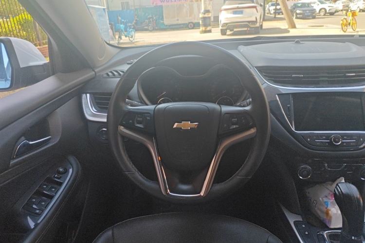 Used Chevrolet Malibu 2016 2.0L Automatic Luxury Edition Steering Wheel