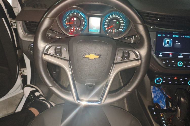 Used Chevrolet Malibu 2016 2.4L Automatic Luxury Edition Steering Wheel