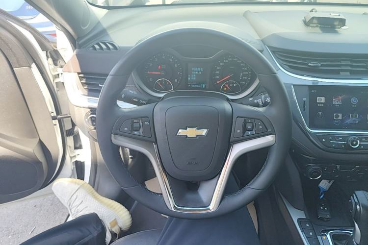 Used Chevrolet Malibu 2016 2.0L Automatic Luxury Edition Steering Wheel