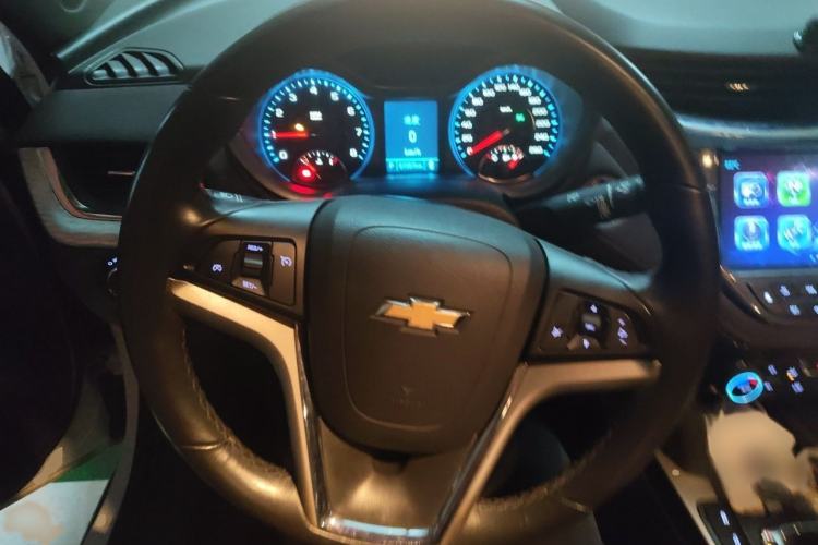 Used Chevrolet Malibu 2016 2.0L Automatic Luxury Edition Steering Wheel
