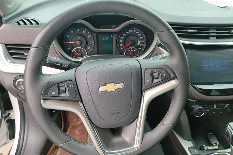 Used Chevrolet Malibu 2016 2.0L Automatic Luxury Edition Steering Wheel