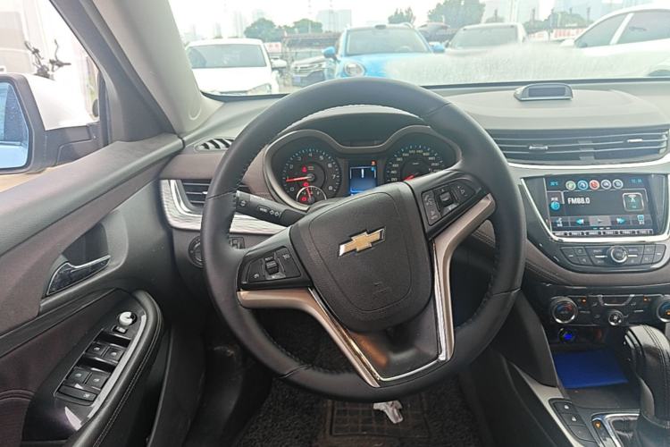 Used Chevrolet Malibu 2016 1.6T Automatic Luxury Edition Steering Wheel