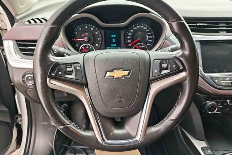 Used Chevrolet Malibu 2016 2.0L Automatic Luxury Edition Steering Wheel