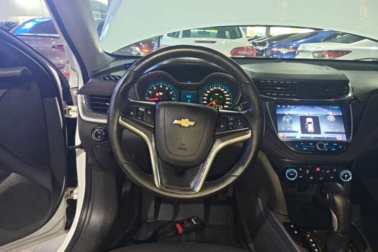 Used Chevrolet Malibu 2016 2.0L Automatic Luxury Edition Steering Wheel