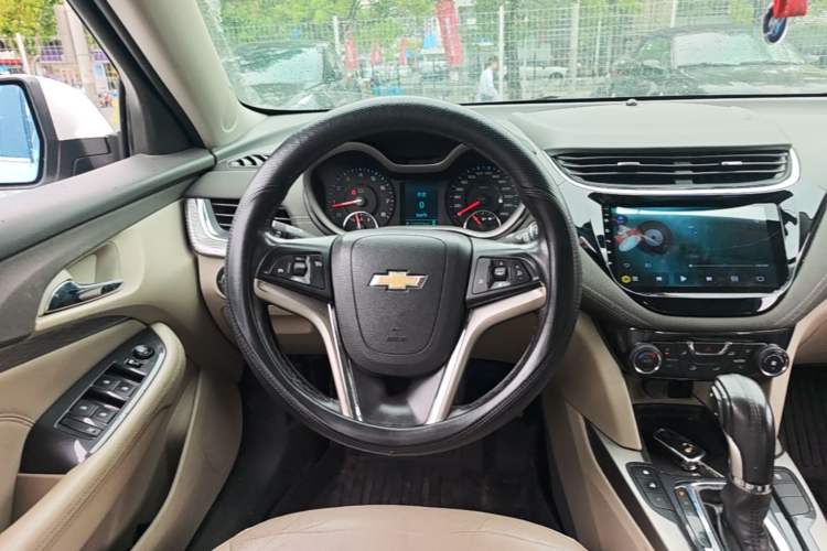 Used Chevrolet Malibu 2016 2.0L Automatic Luxury Edition Steering Wheel