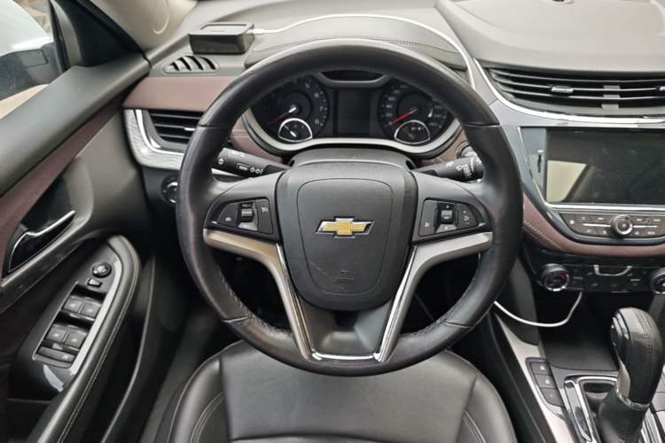 Used Chevrolet Malibu 2016 2.0L Automatic Luxury Edition Steering Wheel