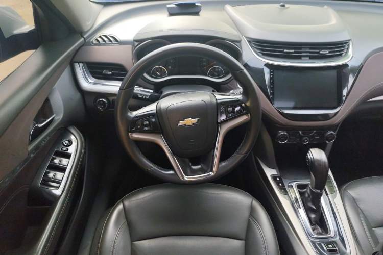 Used Chevrolet Malibu 2016 1.6T Automatic Luxury Edition Steering Wheel