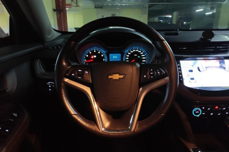 Used Chevrolet Malibu 2016 2.0L Automatic Luxury Edition Steering Wheel