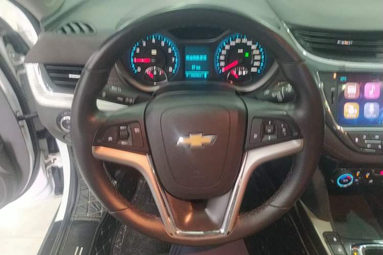 Used Chevrolet Malibu 2016 2.0L Automatic Luxury Edition Steering Wheel