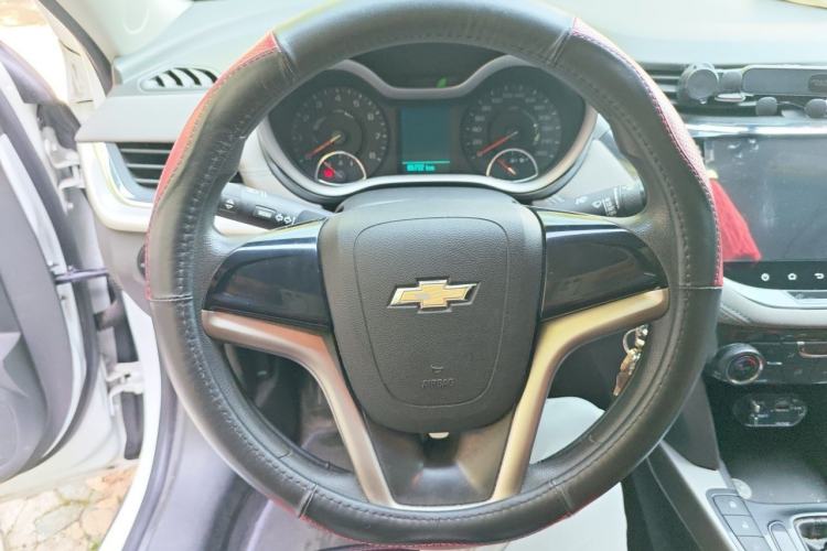Used Chevrolet Malibu 2016 1.6T Automatic Comfort Edition Steering Wheel