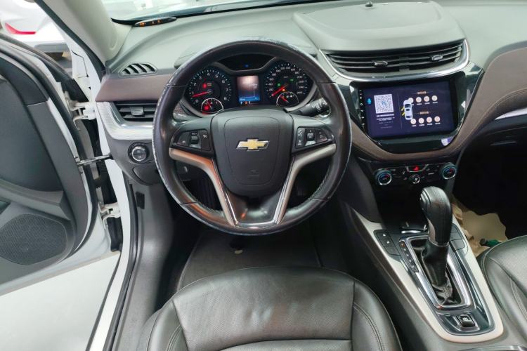 Used Chevrolet Malibu 2016 1.6T Automatic Luxury Edition Steering Wheel