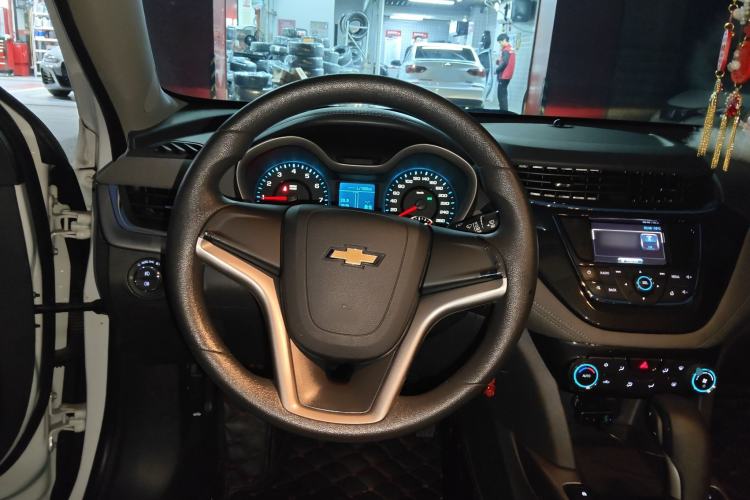 Used Chevrolet Malibu 2016 1.6T Automatic Comfort Edition Steering Wheel