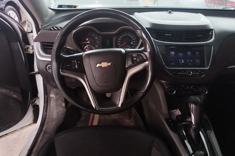 Used Chevrolet Malibu 2016 2.0L Automatic Luxury Edition Steering Wheel