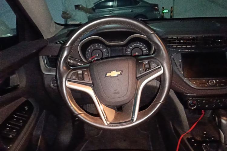 Used Chevrolet Malibu 2016 2.0L Automatic Luxury Edition Steering Wheel