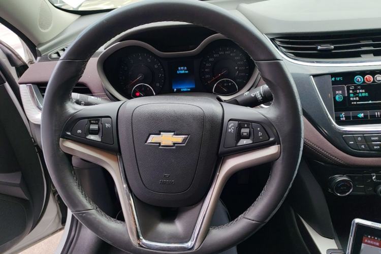 Used Chevrolet Malibu 2016 1.6T Automatic Luxury Edition Steering Wheel