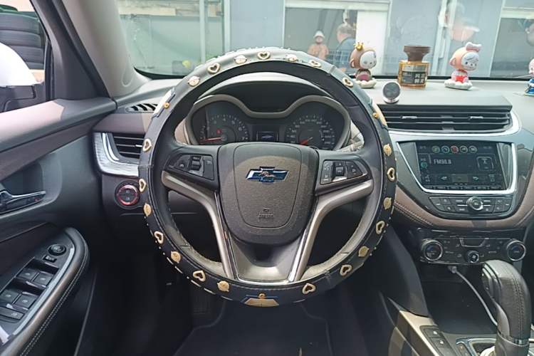 Used Chevrolet Malibu 2016 1.6T Automatic Luxury Edition Steering Wheel