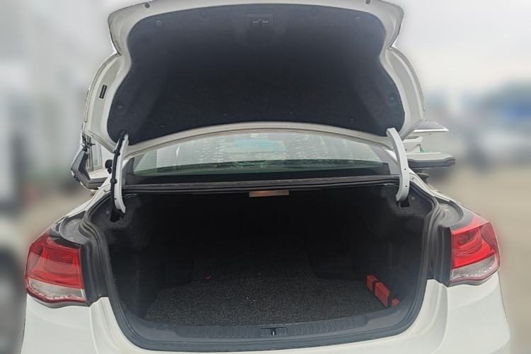 Used Chevrolet Malibu 2016 1.6T Automatic Luxury Edition Trunk
