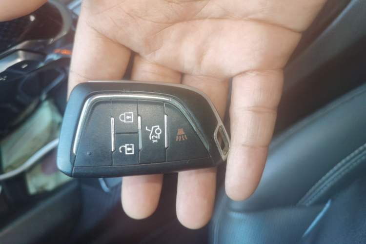 Used Chevrolet Malibu 2016 2.0L Automatic Luxury Edition Vehicle Key