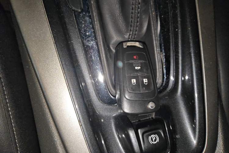 Used Chevrolet Malibu 2016 2.0L Automatic Luxury Edition Vehicle Key