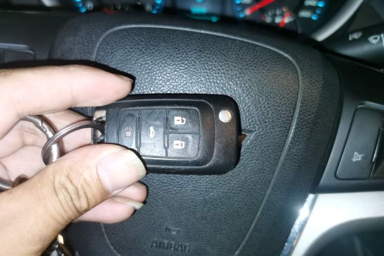 Used Chevrolet Malibu 2016 2.0L Automatic Luxury Edition Vehicle Key