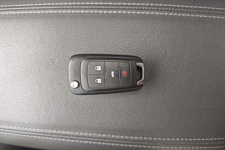 Used Chevrolet Malibu 2016 2.0L Automatic Luxury Edition Vehicle Key