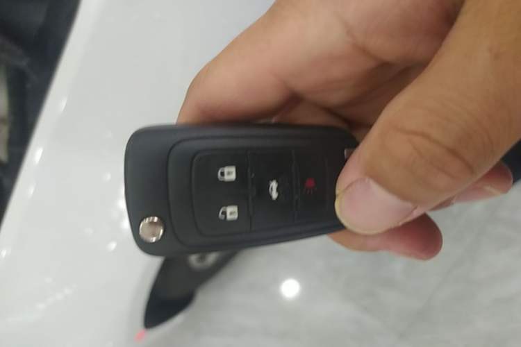 Used Chevrolet Malibu 2016 2.0L Automatic Luxury Edition Vehicle Key