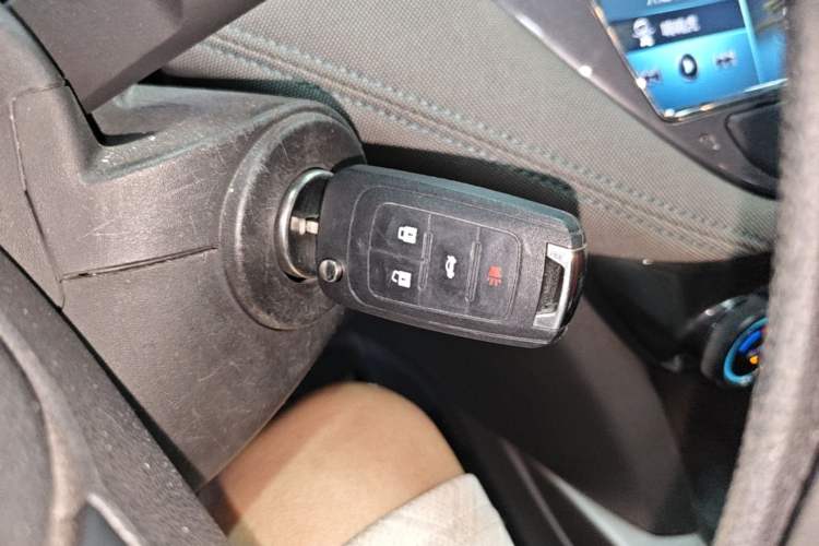 Used Chevrolet Malibu 2016 1.6T Automatic Comfort Edition Vehicle Key