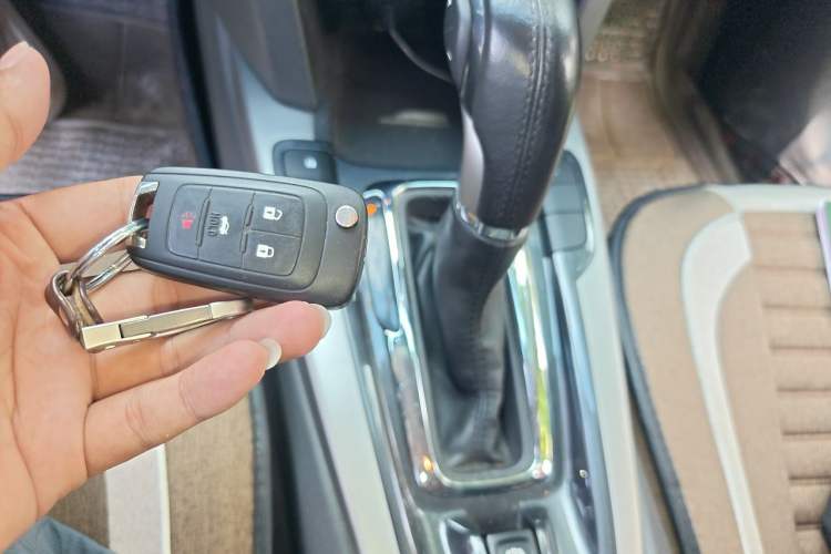 Used Chevrolet Malibu 2016 2.0L Automatic Luxury Edition Vehicle Key
