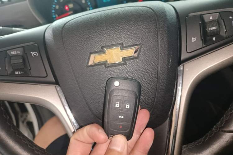 Used Chevrolet Malibu 2016 2.0L Automatic Luxury Edition Vehicle Key
