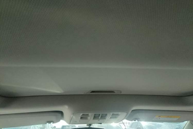 Used Chevrolet Malibu 2016 2.0L Automatic Luxury Edition Headliner