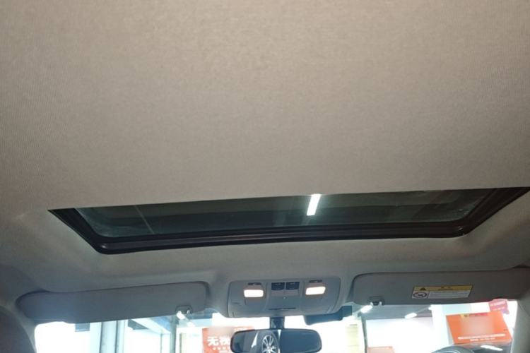 Used Chevrolet Malibu 2016 1.6T Automatic Comfort Edition Headliner