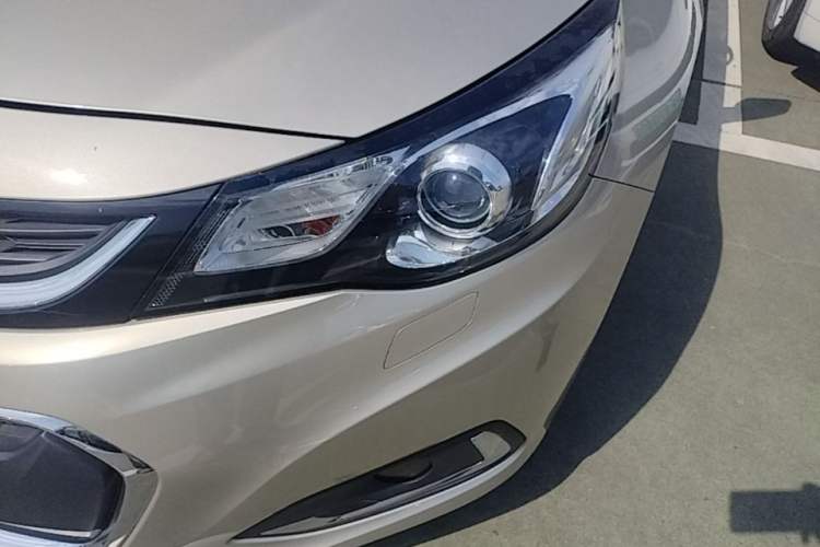 Used Chevrolet Malibu 2016 2.0L Automatic Luxury Edition Left Front Headlight
