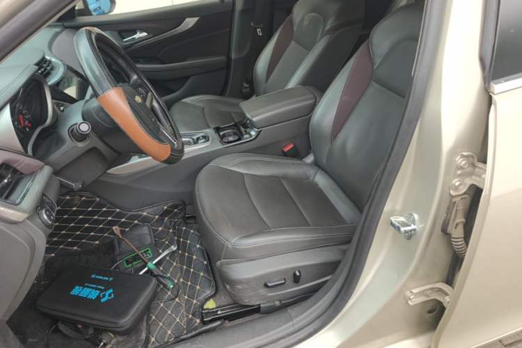 Used Chevrolet Malibu 2016 2.0L Automatic Luxury Edition Left Front Seat