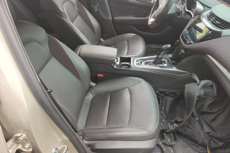 Used Chevrolet Malibu 2016 2.0L Automatic Luxury Edition Right Front Seat