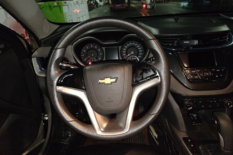 Used Chevrolet Malibu 2016 1.6T Automatic Comfort Edition Steering Wheel