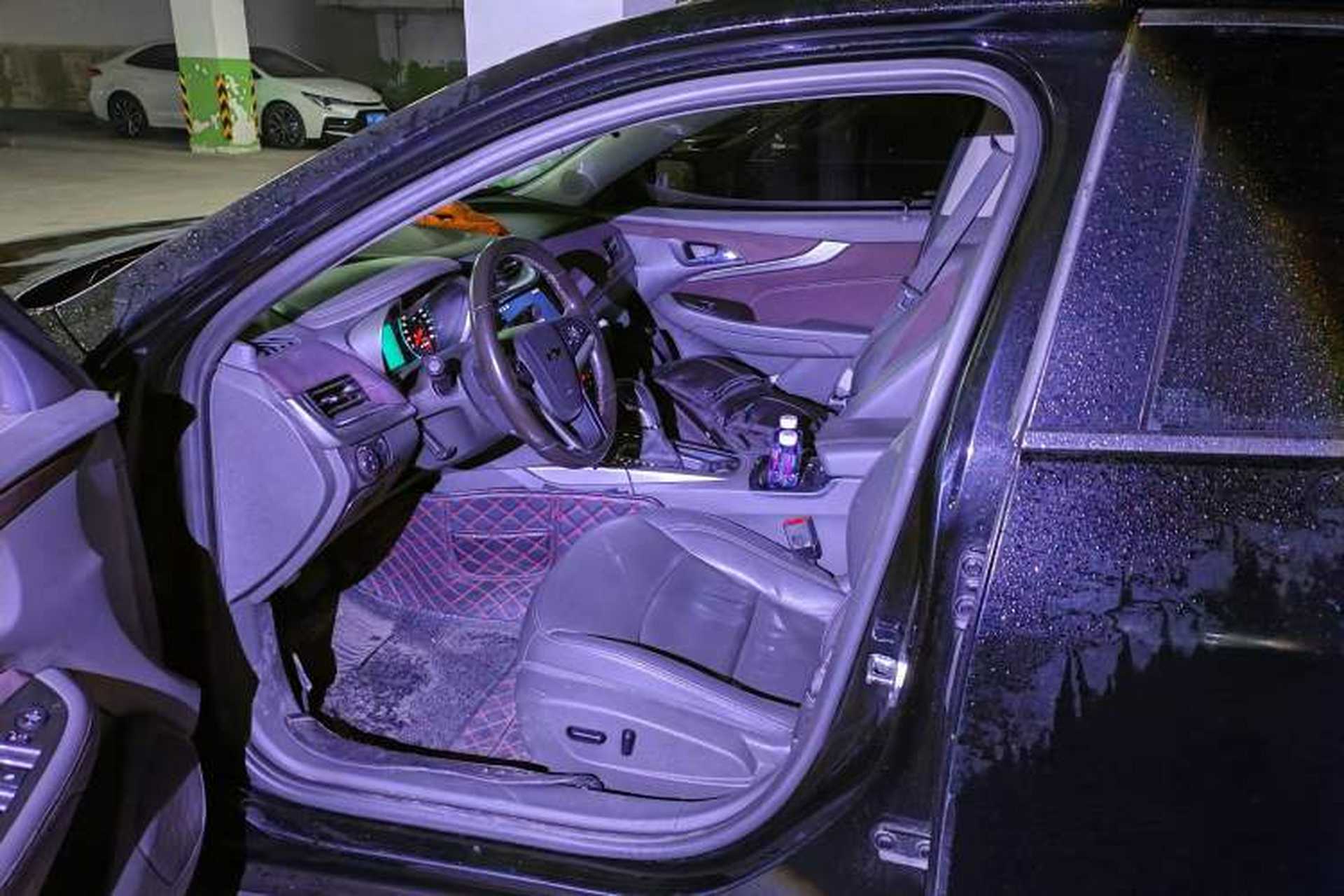 Used Chevrolet Malibu 2017 1.5T Automatic Luxury Edition Driver Seat