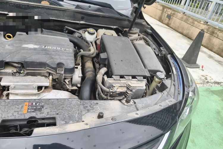 Used Chevrolet Malibu 2017 1.5T Automatic Luxury Edition Engine Bay Left