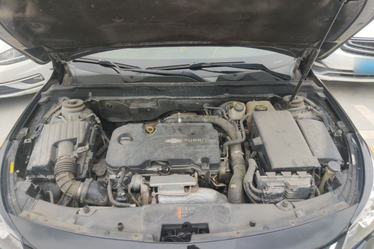 Used Chevrolet Malibu 2017 1.5T Automatic Luxury Edition Engine Bay