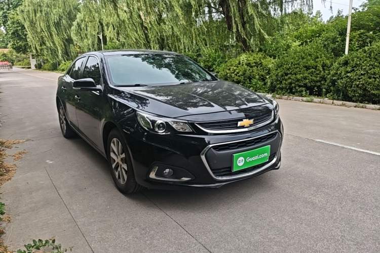 Used Chevrolet Malibu 2017 1.5T Automatic Luxury Edition Front Right 45 Deg