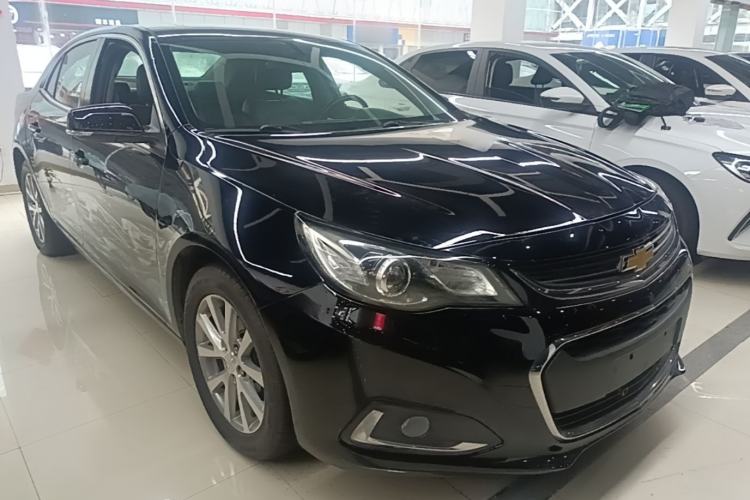 Used Chevrolet Malibu 2017 1.5T Automatic Luxury Edition Front Right 45 Deg
