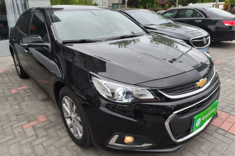 Used Chevrolet Malibu 2017 1.5T Automatic Luxury Edition Front Right 45 Deg