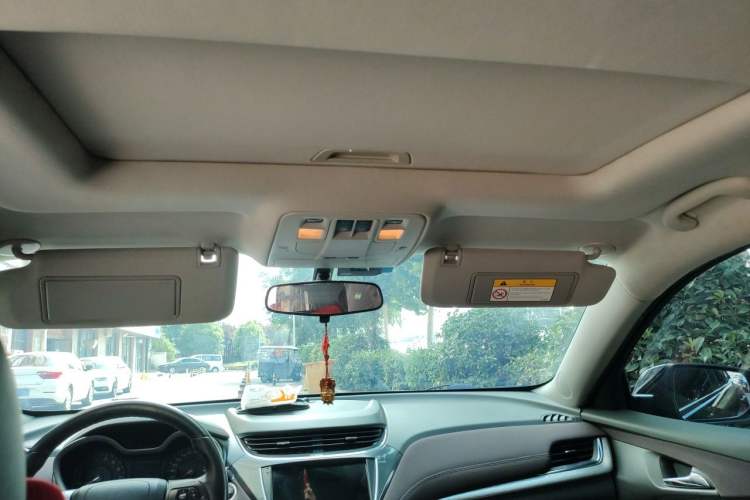 Used Chevrolet Malibu 2017 1.5T Automatic Luxury Edition Headliner