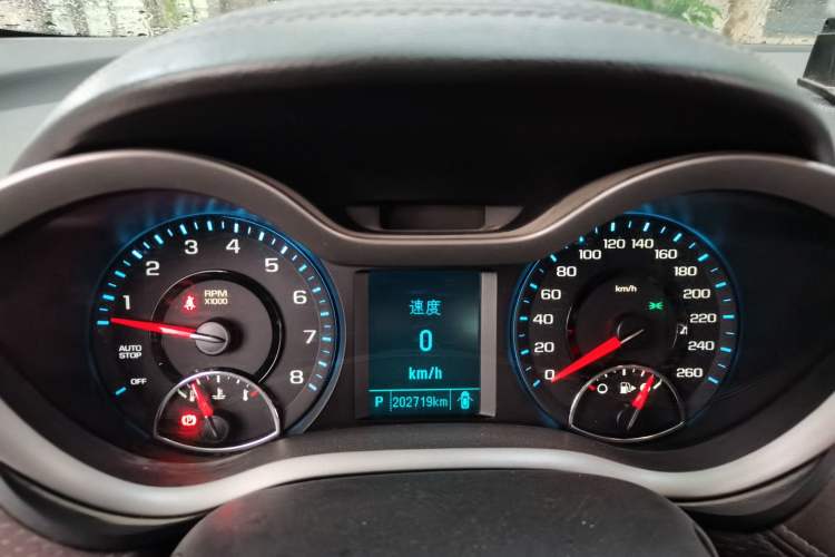 Used Chevrolet Malibu 2017 1.5T Automatic Luxury Edition Instrument Cluster