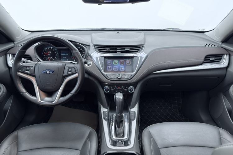 Used Chevrolet Malibu 2017 1.5T Automatic Luxury Edition Interior 1