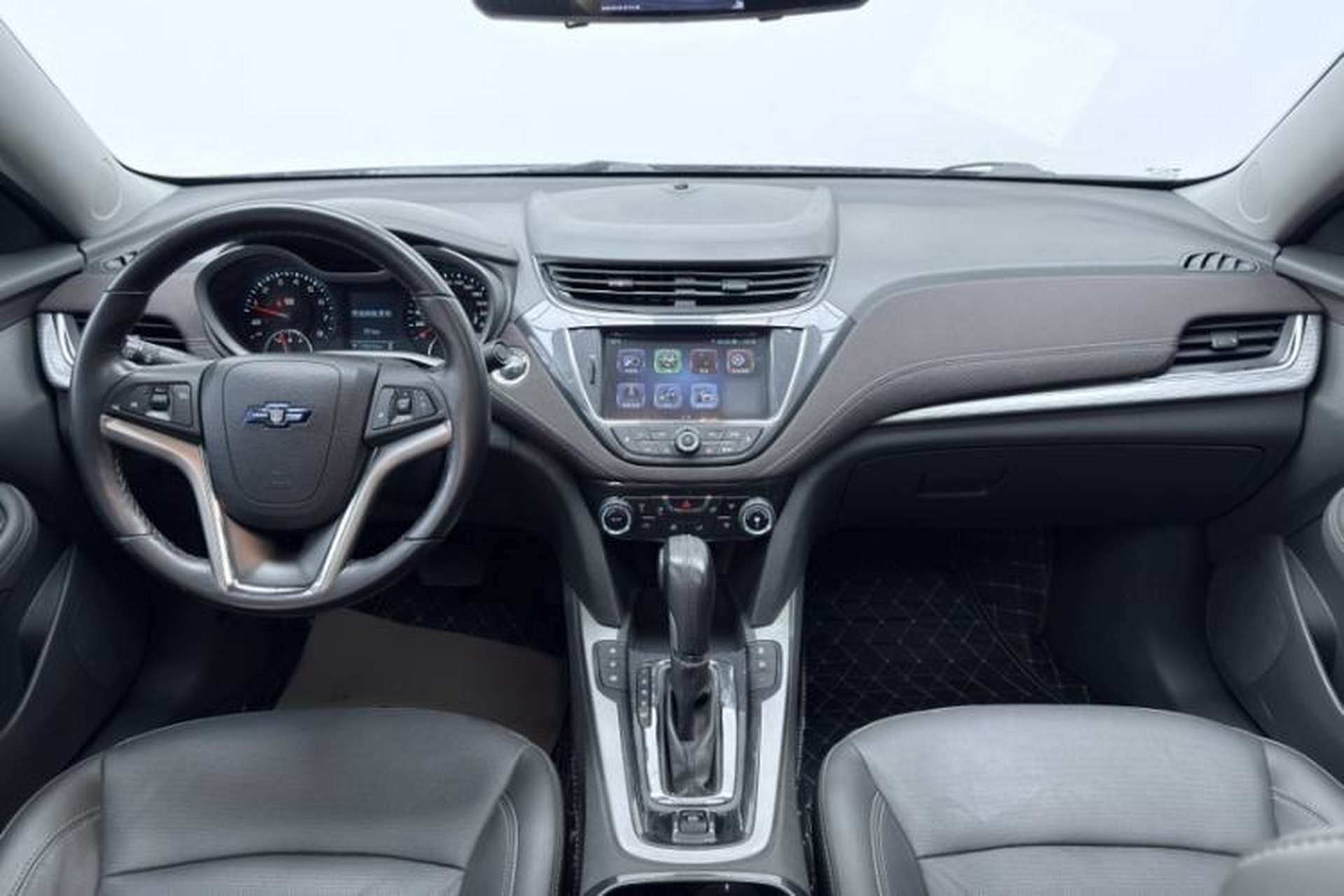 Used Chevrolet Malibu 2017 1.5T Automatic Luxury Edition Interior 1