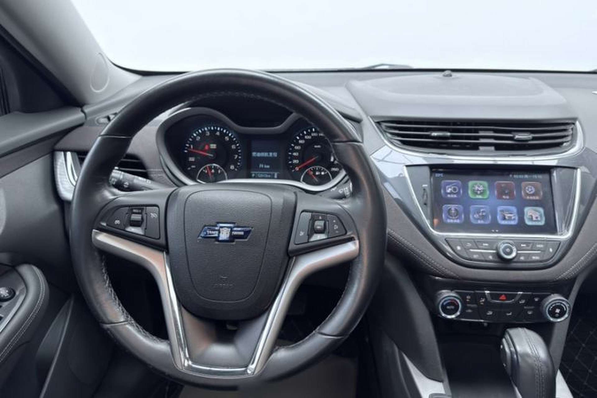 Used Chevrolet Malibu 2017 1.5T Automatic Luxury Edition Interior 2
