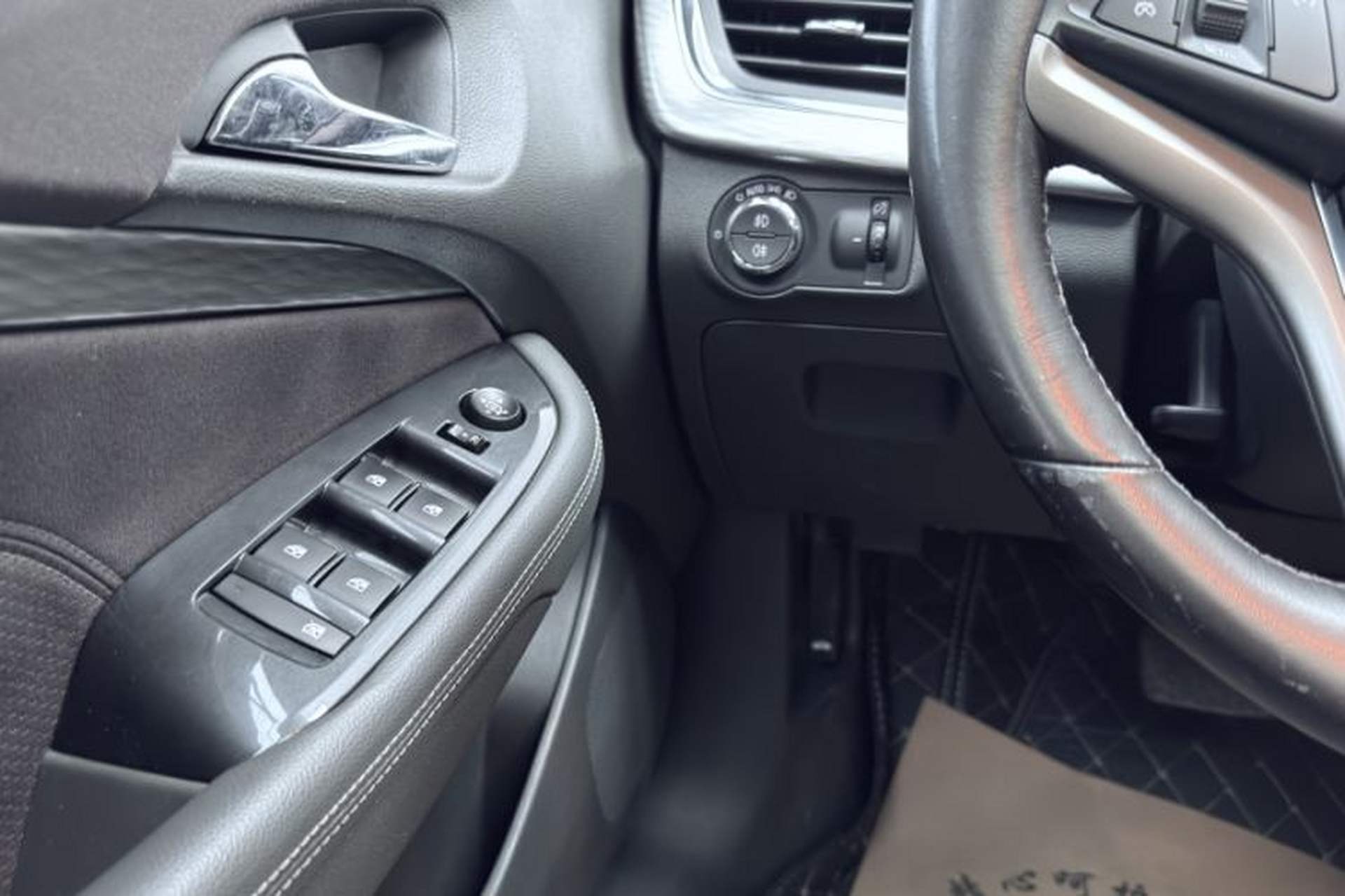 Used Chevrolet Malibu 2017 1.5T Automatic Luxury Edition Interior 7