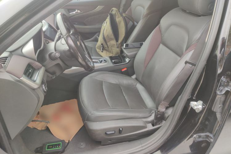 Used Chevrolet Malibu 2017 1.5T Automatic Luxury Edition Left Front Seat
