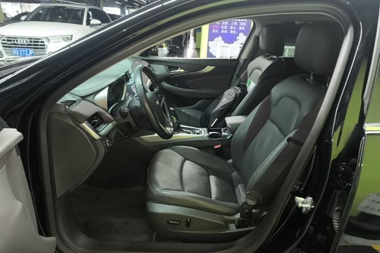 Used Chevrolet Malibu 2017 1.5T Automatic Luxury Edition Left Front Seat