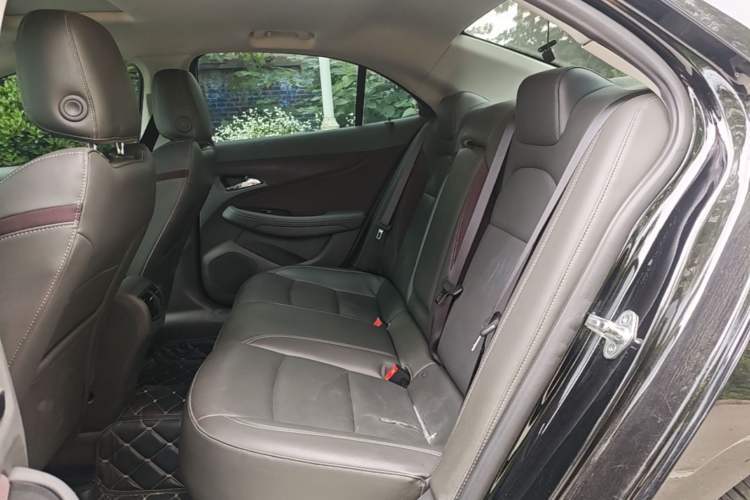 Used Chevrolet Malibu 2017 1.5T Automatic Luxury Edition Left Rear Seat